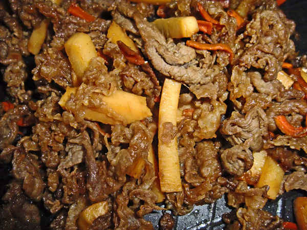 筍と牛肉の炒め物