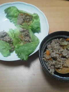 中華風ひき肉そぼろのレタス包み