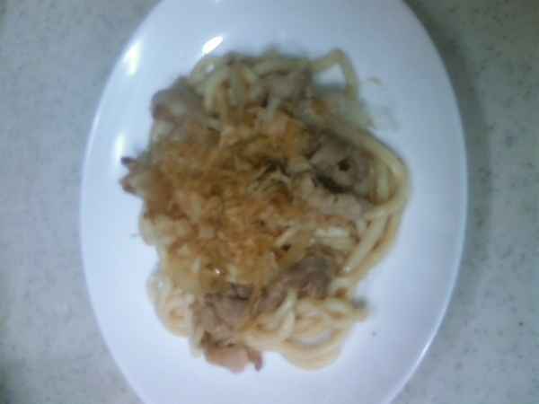 鶏がら風味のやきうどん