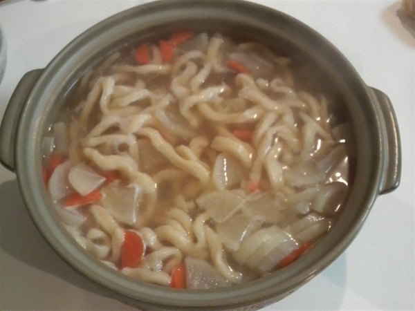 さっぱり塩味の煮込みうどん