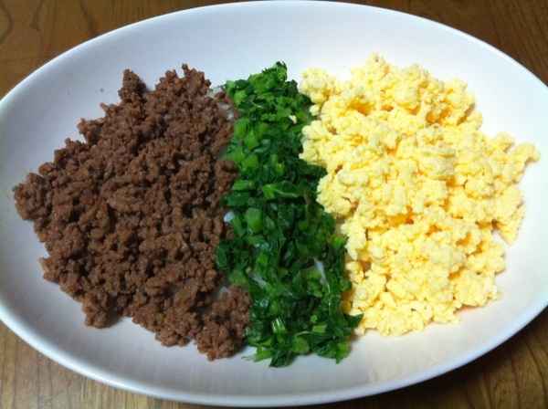 3色丼