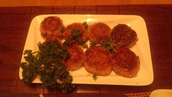 蓮根と椎茸中華風ハンバーグのせ