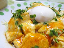 豆腐チリソース丼
